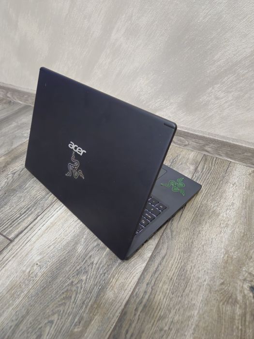 Acer Aspire 5 – AMD, вградена графика – Отлично състояние