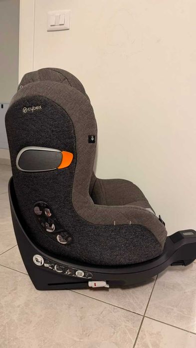 Cybex Sirona Zi+ Platinum – Scaun auto rotativ, stare excelentă