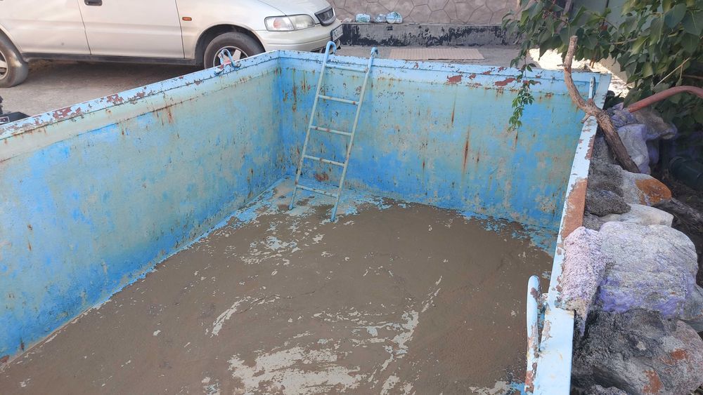 Бассейн железный продам. САМОВЫВОЗ