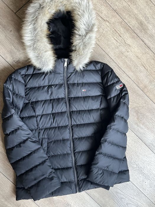Tommy Hilfiger : Essential Down - НОВО Зимно яке с пух размер Л