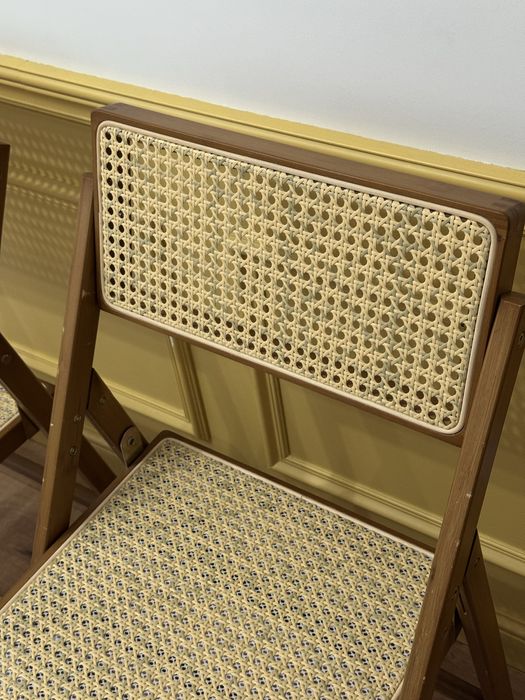 Складной стул с ротангом