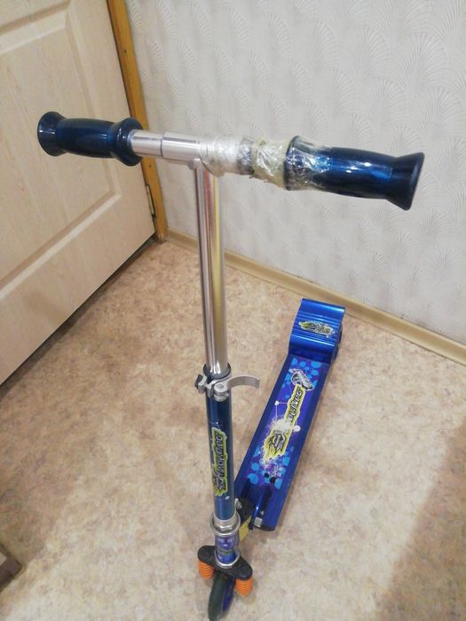 Продам самокат 1.000