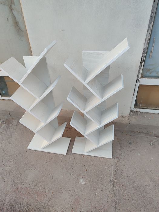 Книжный мебель .