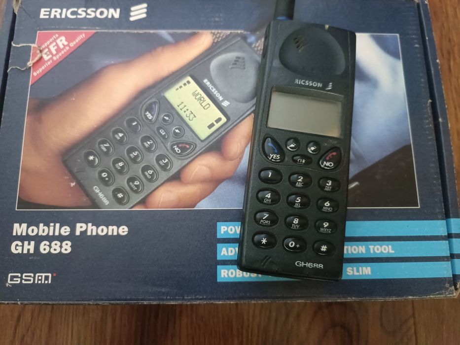 Антиквариат Телефон Ericsson Gsm.