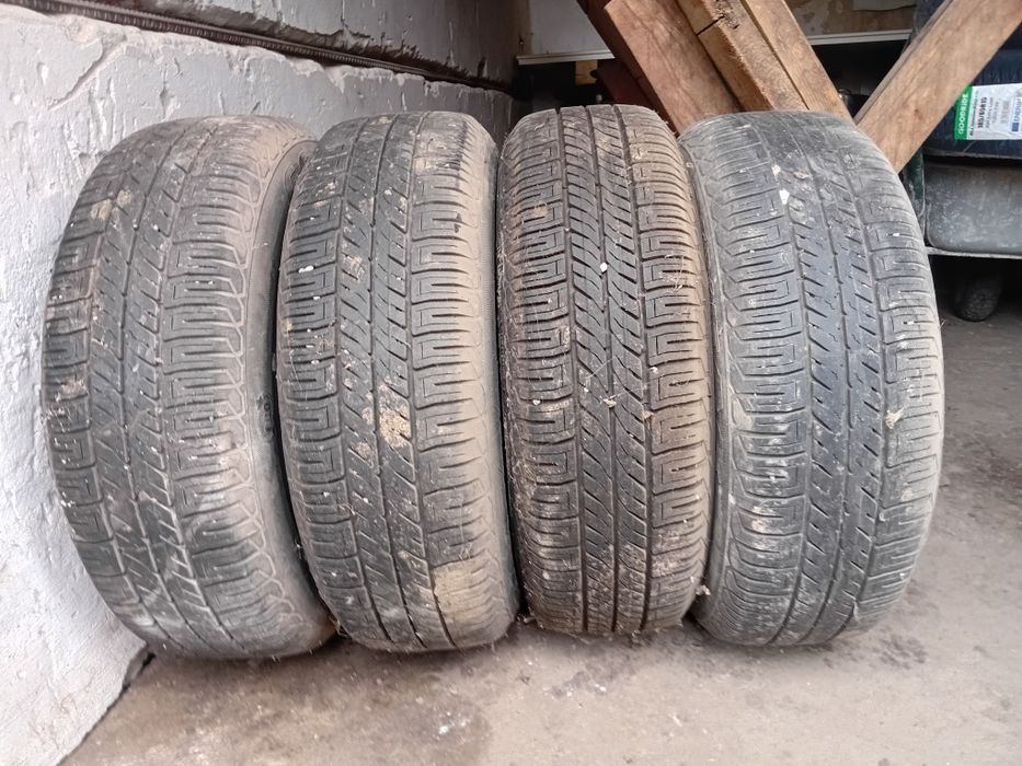 De vânzare anvelope