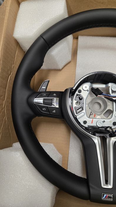 Volan BMW M Sport cu padele + Distronic + comenzi +Vibrații – NOU