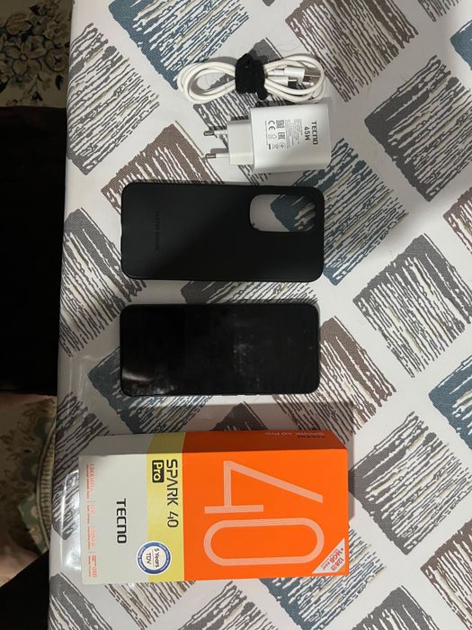 Tecno Spark 40 pro