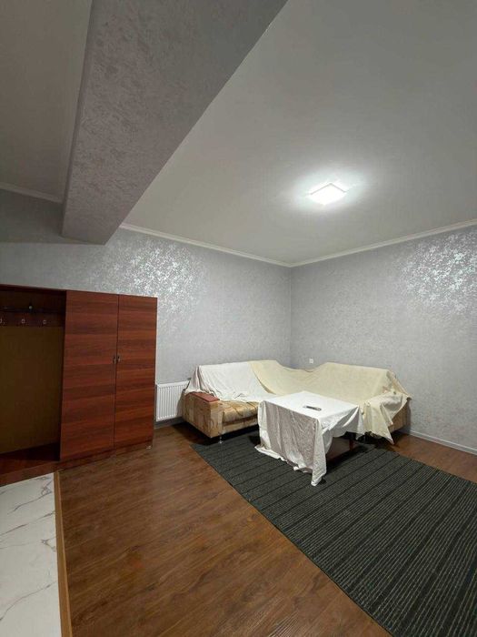 1 xonali 30 m2+podval 36 m2 3 qavatli g’ishli dom#179x