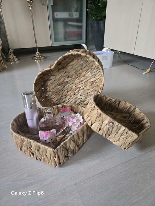 Комплект плетени панери/кошници "Сърце" от естествена материя