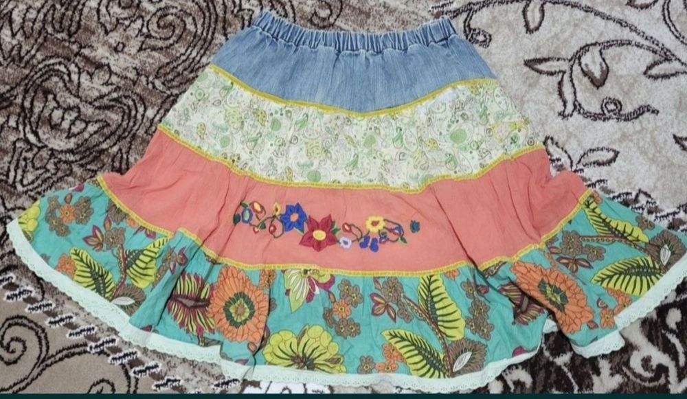 Юбки и кофты для девочки