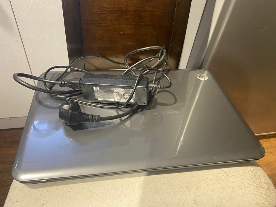 Большой HP intel core i3 4Threads/OZU 8GB/SSD 128/Windows 10