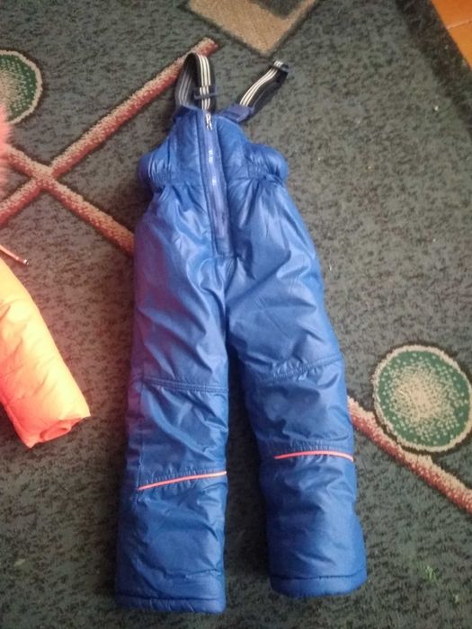 Зимний комбинезон на девочку