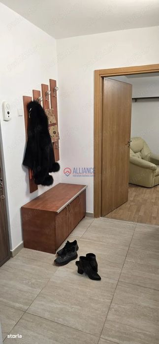 Închiriez garsonieră 35 m2, termen lung, 350 luna, avans garanție o — fotografia 1