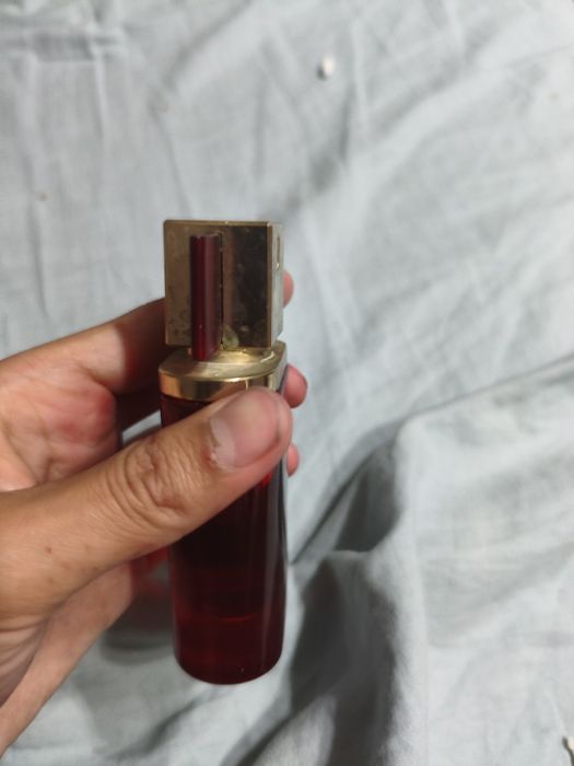 Духи Estēe Lauder le Modern muse Le Rouge Gloss