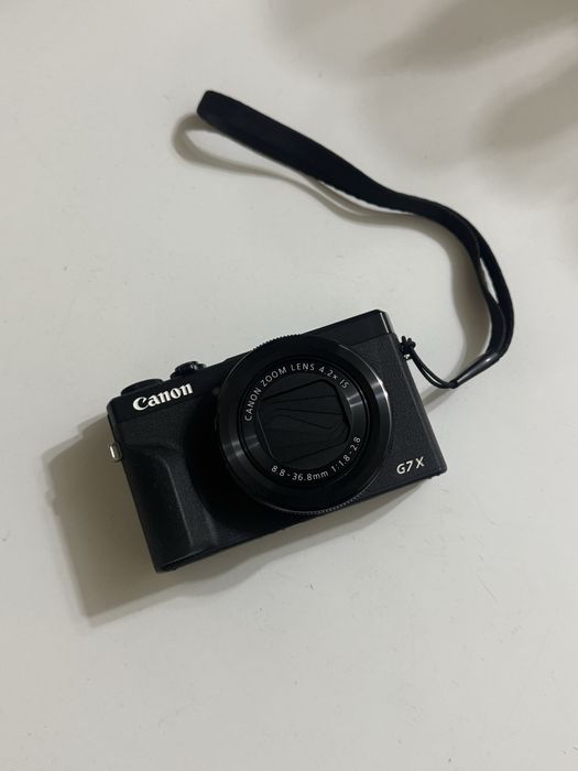 Canon G7X Mark iii