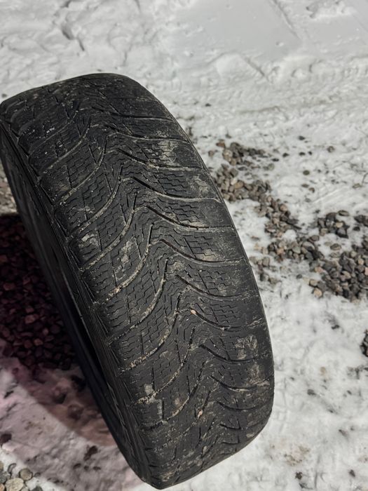 Зимняя резина,продам.