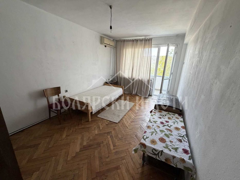 Дава се под наем Тристаен апартамент в Велико Търново, Света гора - 90 кв.м за 300 € - Снимка #7