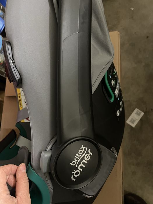 Детско столче за кола Britax Römer BABY-SAFE iSENSE