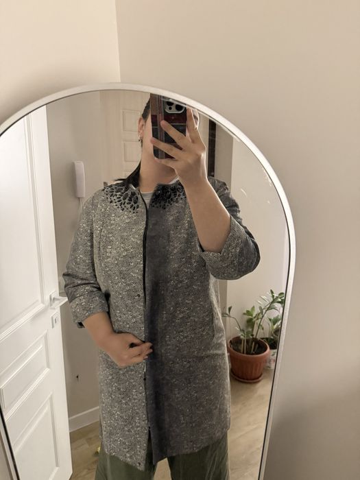 Пальто женское серое