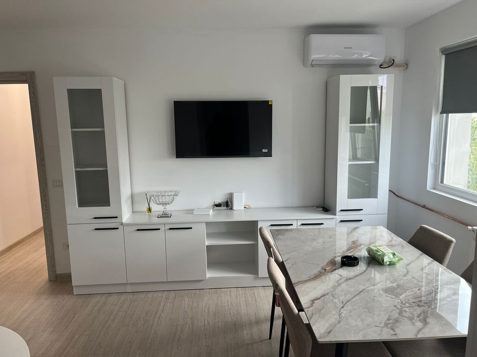 Inchiriez apartament cu 2 camere in regim hotelier