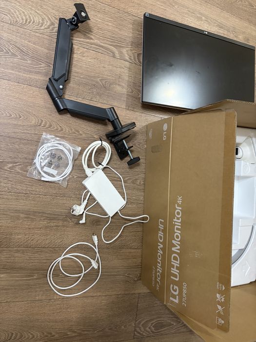 Монитор 27’ LG 27UP850