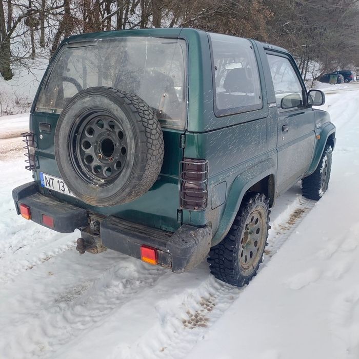 Vînd schimb Daihatsu Feroza