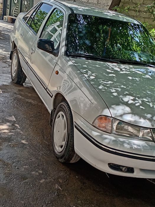 Nexia 1 dons sotiladi rangi oq