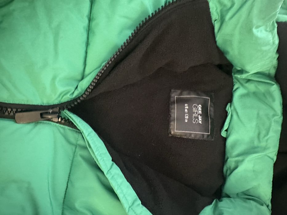 Куртка для девочек теплая с наполнителем 6-8 лет