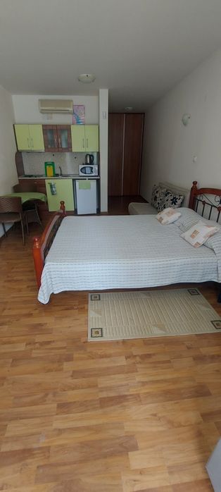 Студио в Равда
