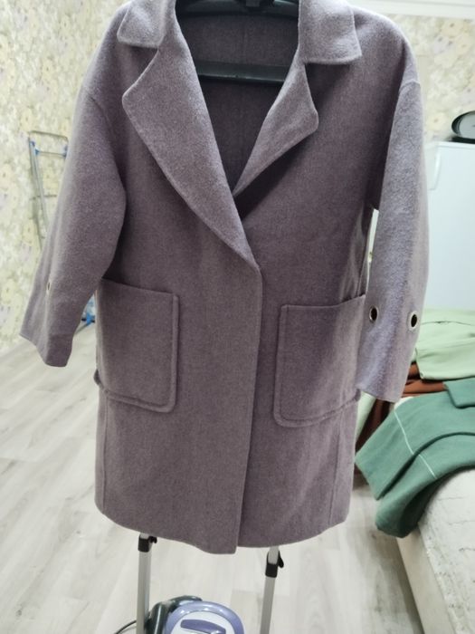 Продам пальто размеры разные