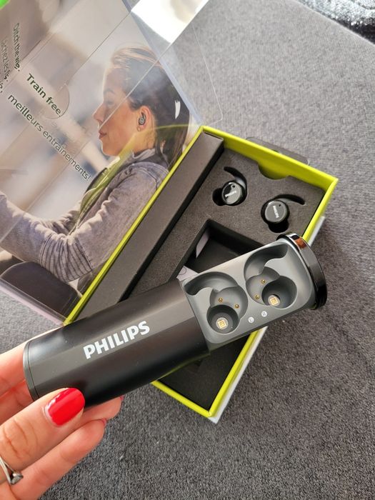 Безжични слушалки Philips