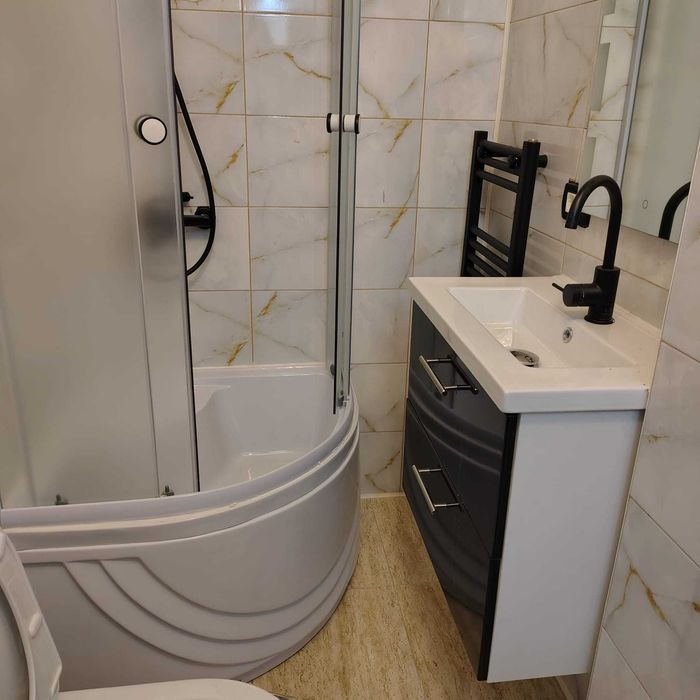 Garsonieră complet renovată (prima închiriere) Campus Tudor Vladimirescu, Bl. Q1