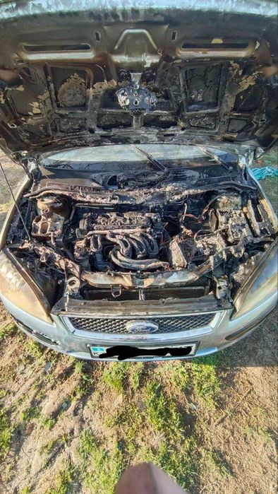 Продается Форд фокус 2006г .