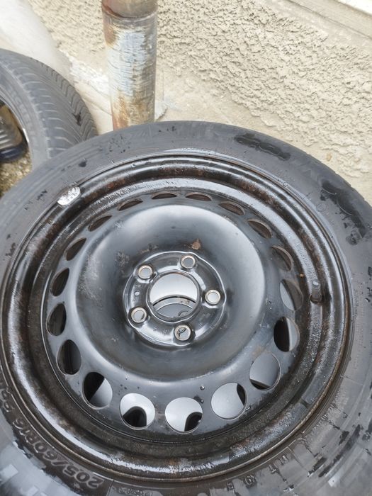 De vânzare roți audi A4
