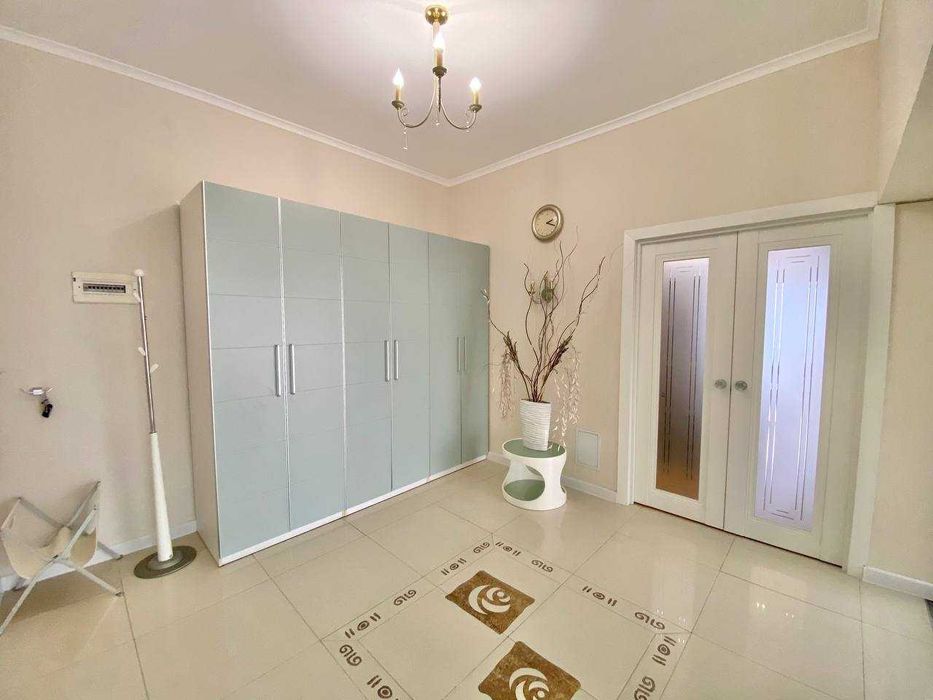 4-комнатная квартира · 130 м²