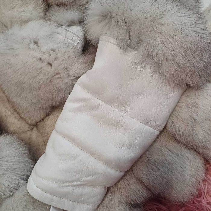 Geaca din vulpe polara si piele, produs nou cu eticheta, marime s