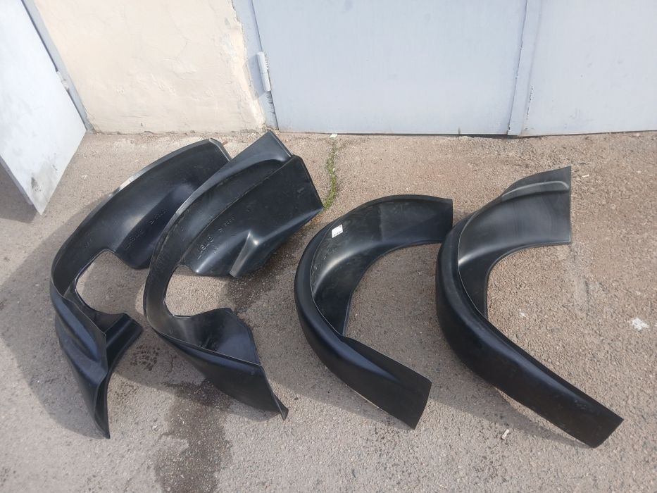 Подкрылки передние, задние