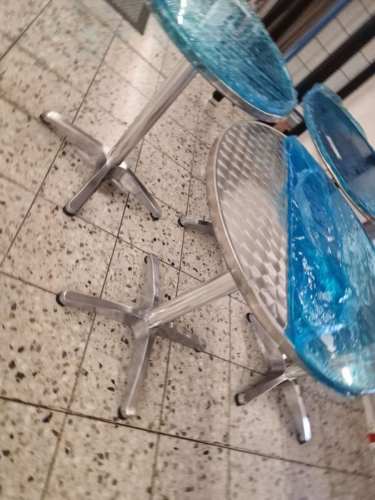 Masă rotundă / Mese rotunde