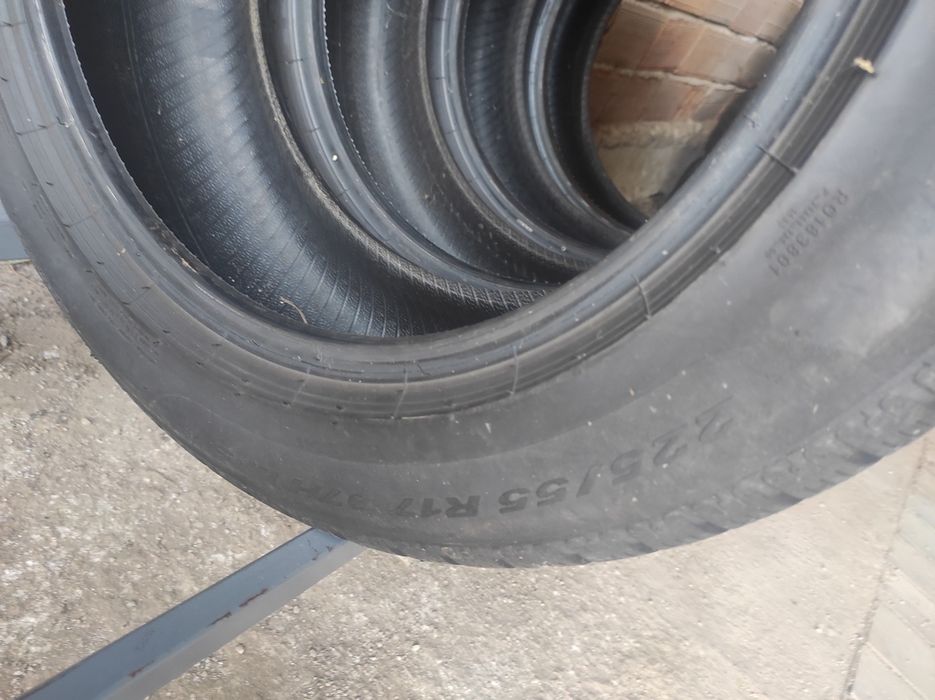 225/55/17 Pirelli