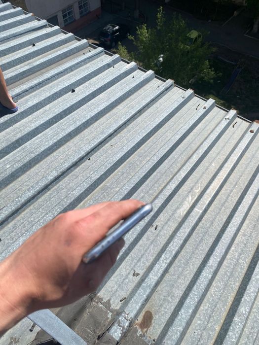 Продам айфон 11