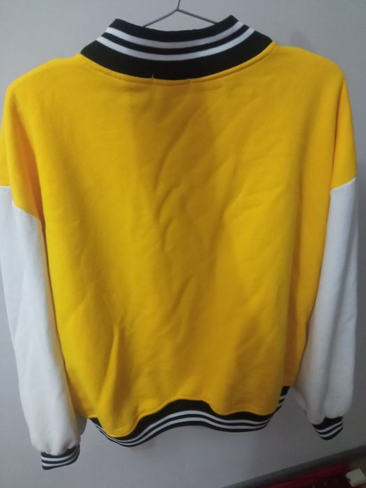 Спортивный Желтый бомбер