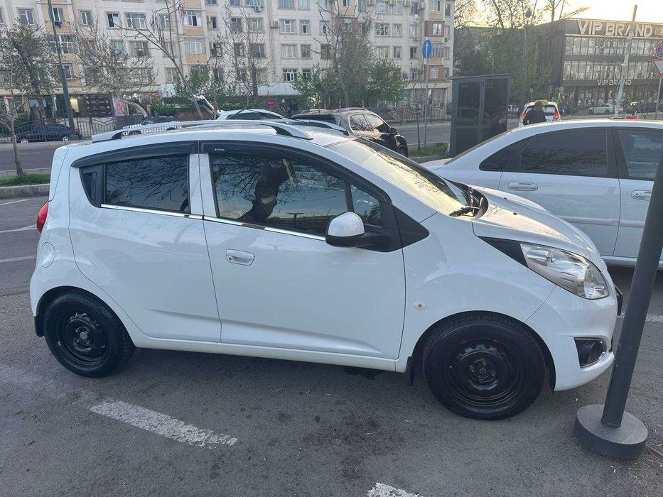 Спарк 4-позиция фулл Автомат сотилади