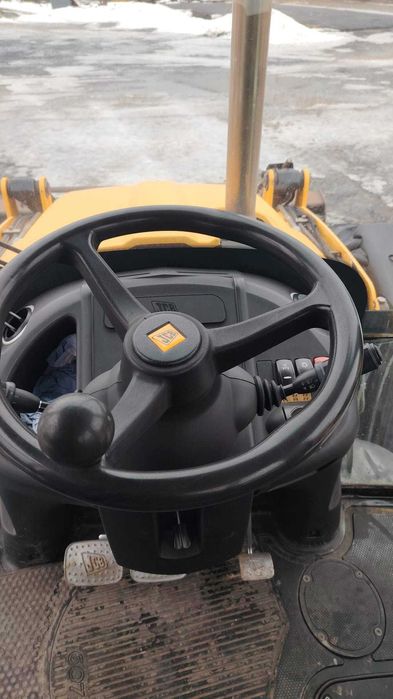 Buldoexacvator JCB 4CX