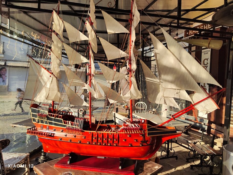 Кораб- дървен макет