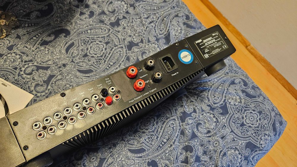 Rega Mira 3 Интегриран усилвател