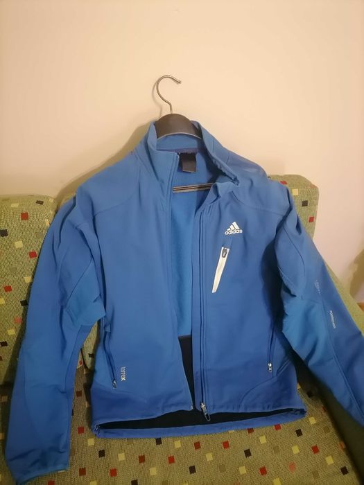 яке Адидас Терекс L