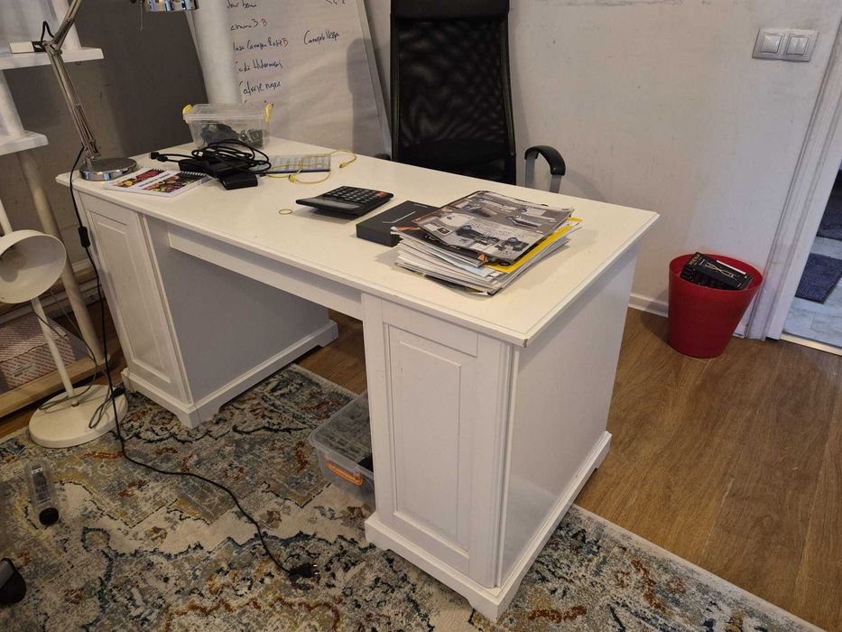 Vând birou IKEA Liatorp
