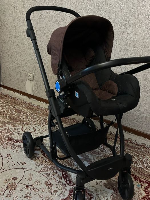 Коляска в отличном состояние