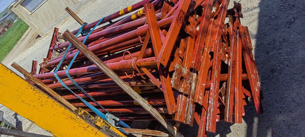 Popi metalici T .uri sau I.uri