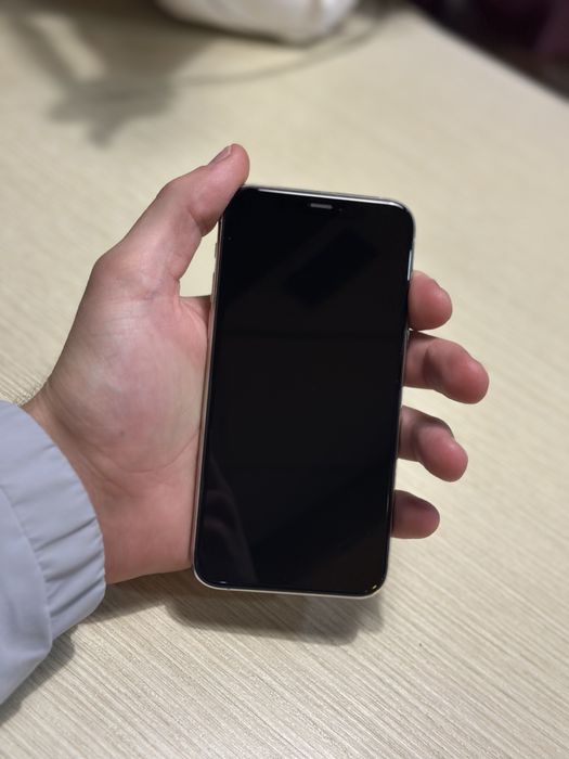 iPhone 11 pro 256gb с коробкой